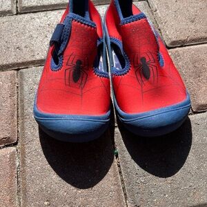 Marvel Red and Blue Spider Water Shoes 🕷️ Spider-Man